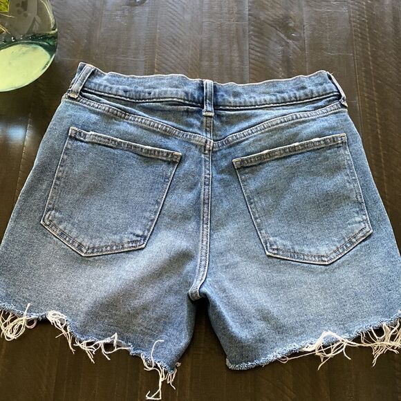 Gap Raw Hem Distressed High Waisted Denim Shorts Ripped Button Fly Raw Hem - Picture 8 of 11